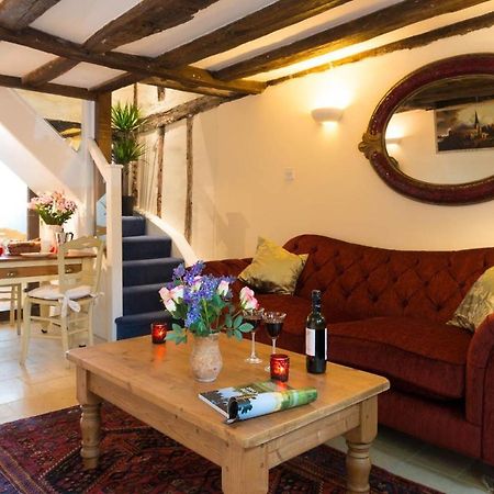 Meddlars A Historic Cottage On The Countryside Edge Of A Vibrant Market Town Hadleigh (Suffolk) Exterior foto