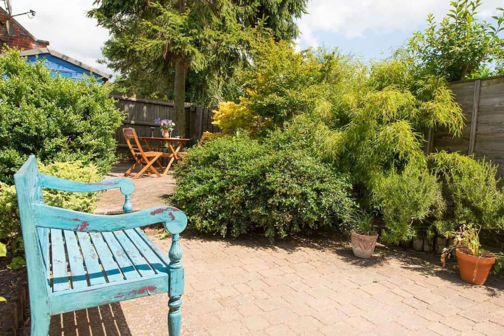 Meddlars A Historic Cottage On The Countryside Edge Of A Vibrant Market Town Hadleigh (Suffolk) Exterior foto