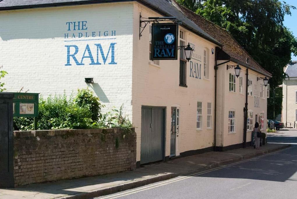 Meddlars A Historic Cottage On The Countryside Edge Of A Vibrant Market Town Hadleigh (Suffolk) Exterior foto